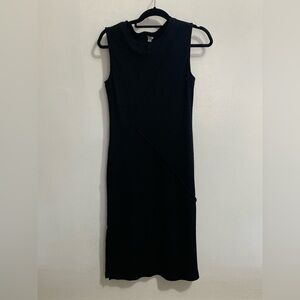Womens fitted black dress. Sz M